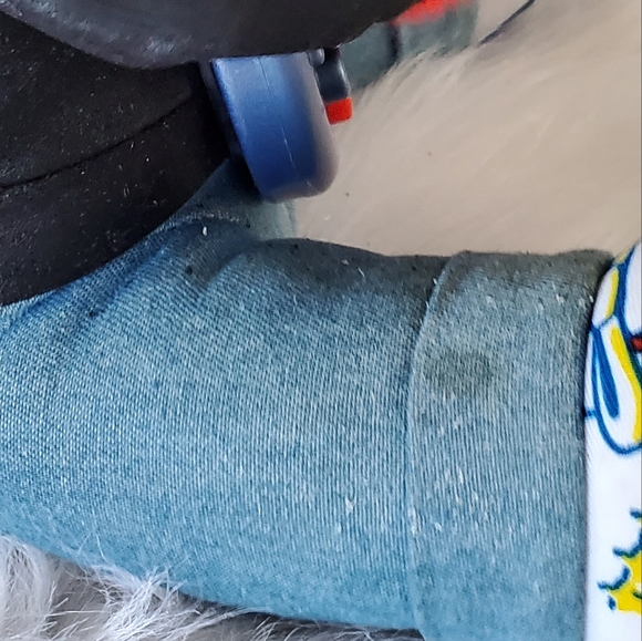 Vintage Rock & Roll Elmo With Playing Guitar, Plays Songs and Shakes - Picture 13 of 13